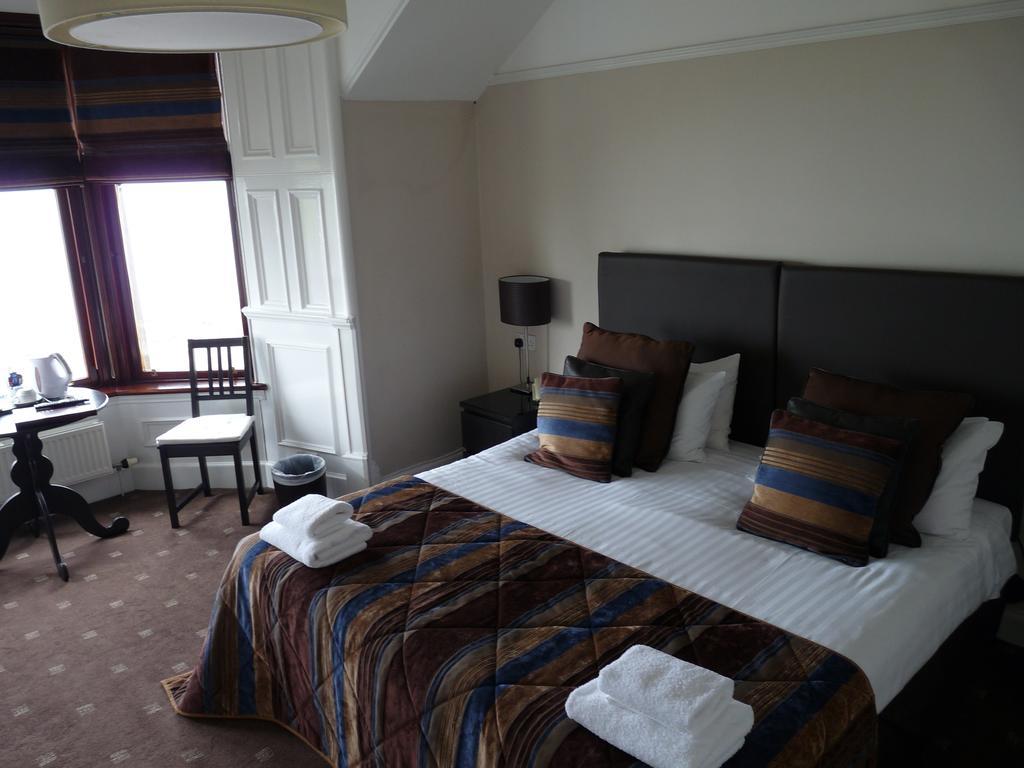 The Spinnaker Hotel Gourock Oda fotoğraf